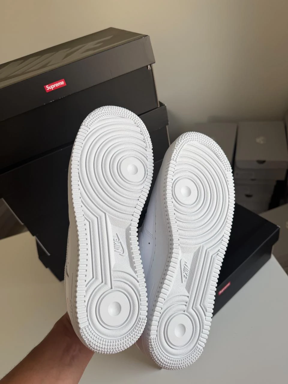 Nike Air Force 1 Low Supreme Wit – photo 10